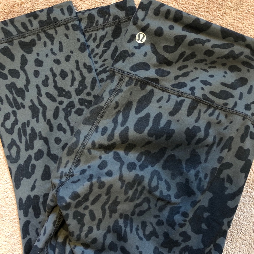 lululemon🍋wunder under capri pants